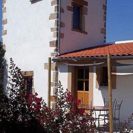 Pigeonnier Hotel Vic-le-Comte Kültér fotó