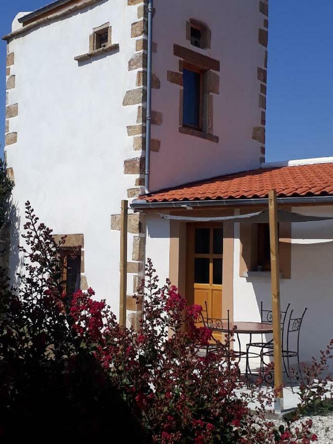 Pigeonnier Hotel Vic-le-Comte Kültér fotó