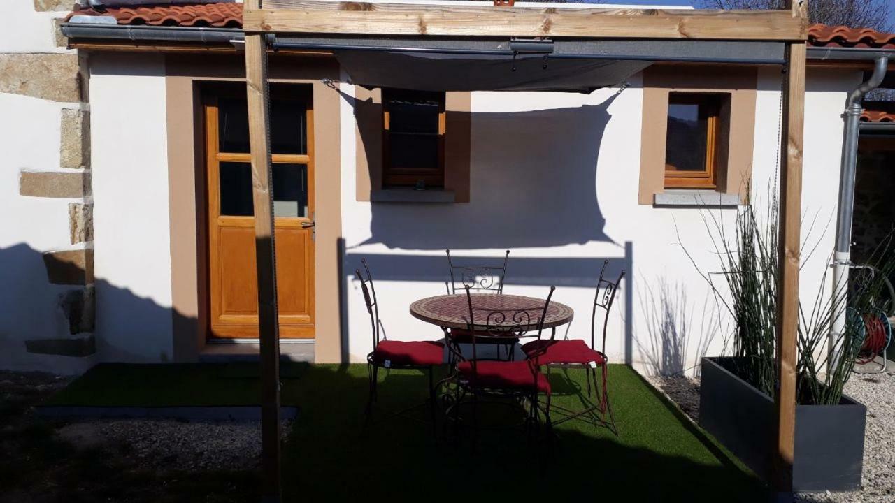 Pigeonnier Hotel Vic-le-Comte Kültér fotó